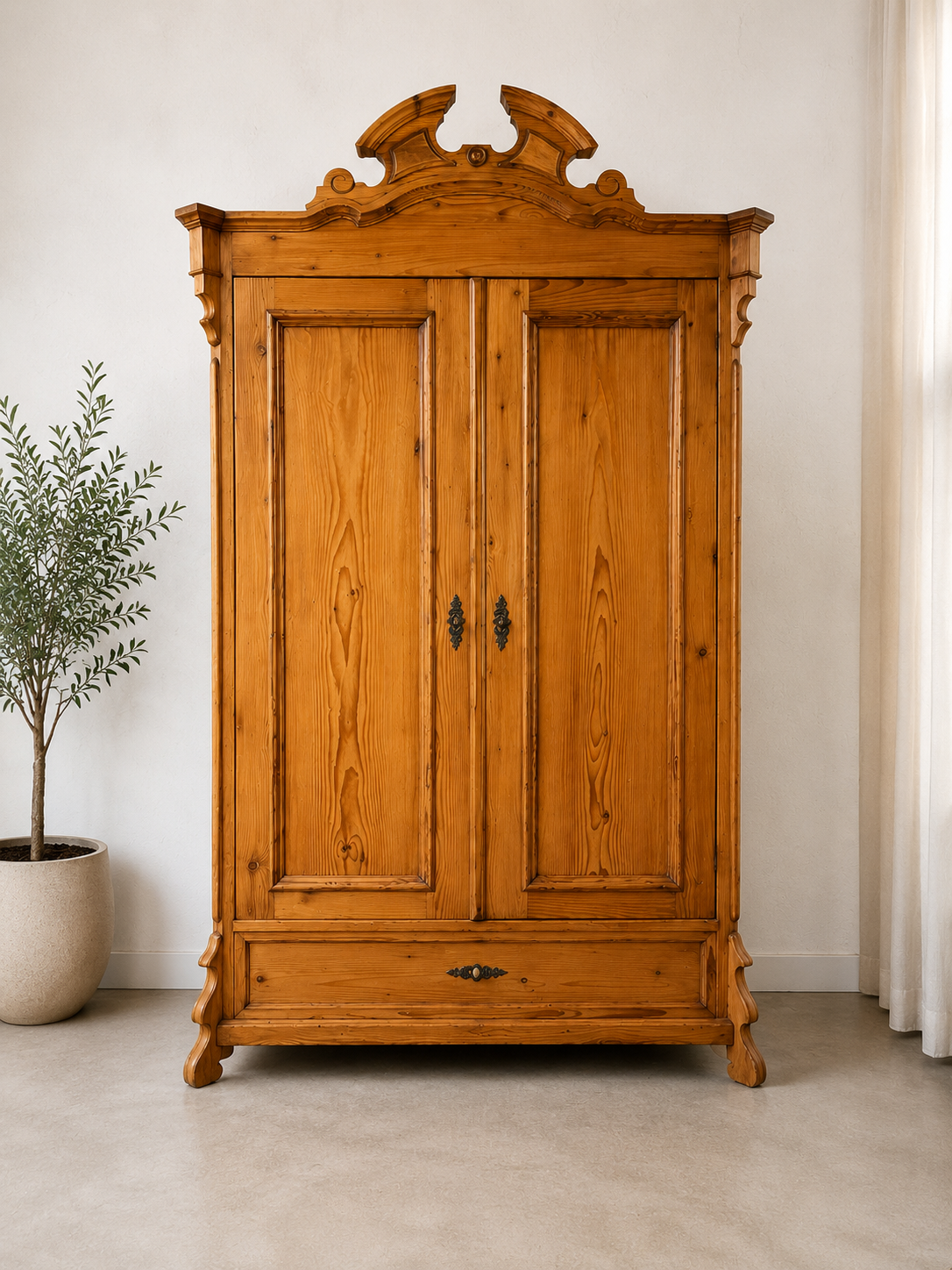 Kleiderschrank · Louis Philippe