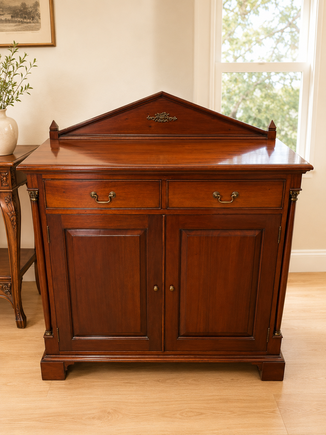 Sideboard