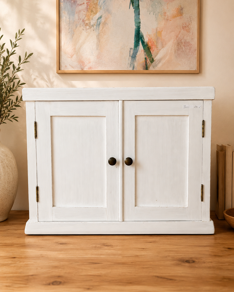 Kleiner Hängeschrank