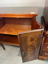 Halbschrank