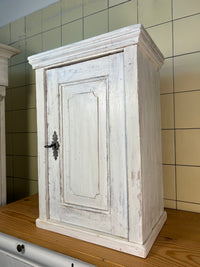 Hängeschrank  · Biedermeier