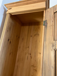 Halbschrank - Kleiderschrank