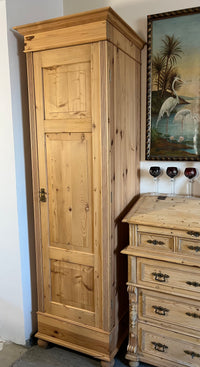 Halbschrank - Kleiderschrank