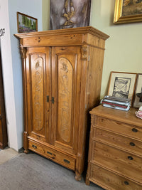 Kleiderschrank