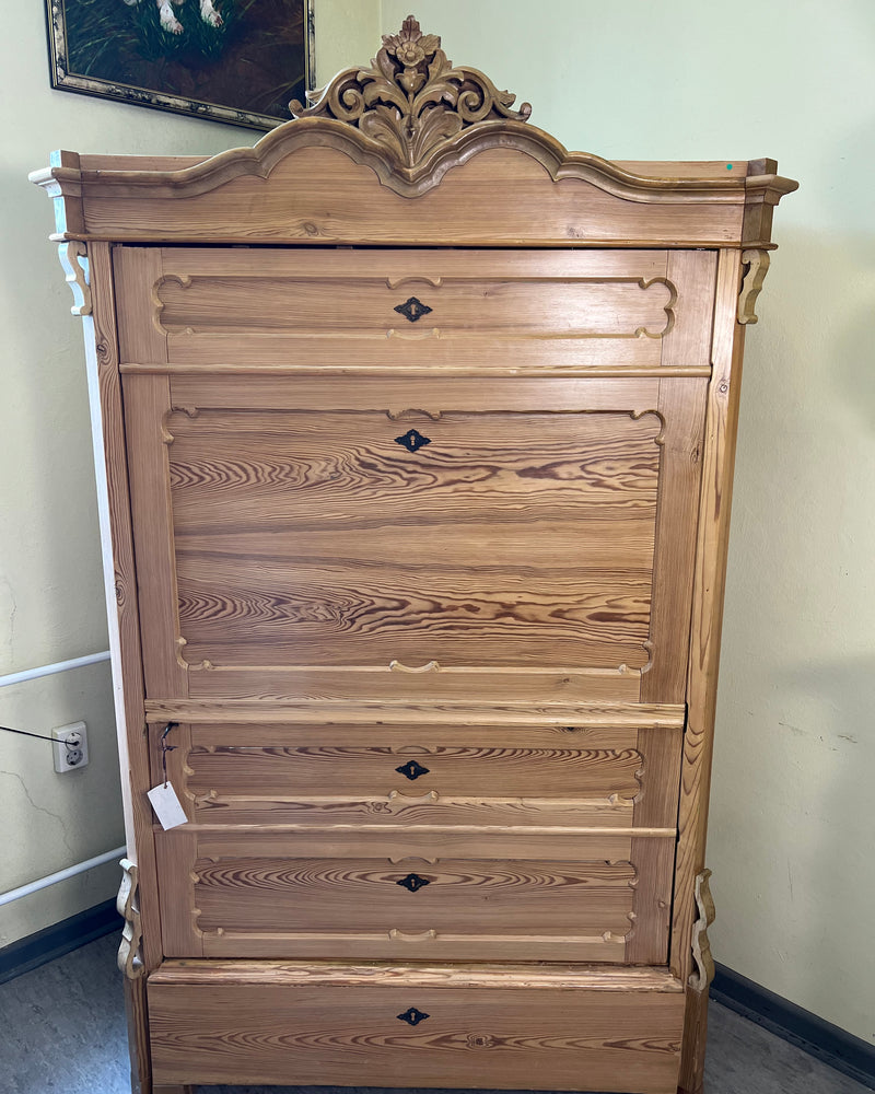 Kleiderschrank · Louis Philippe