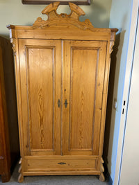 Kleiderschrank · Louis Philippe
