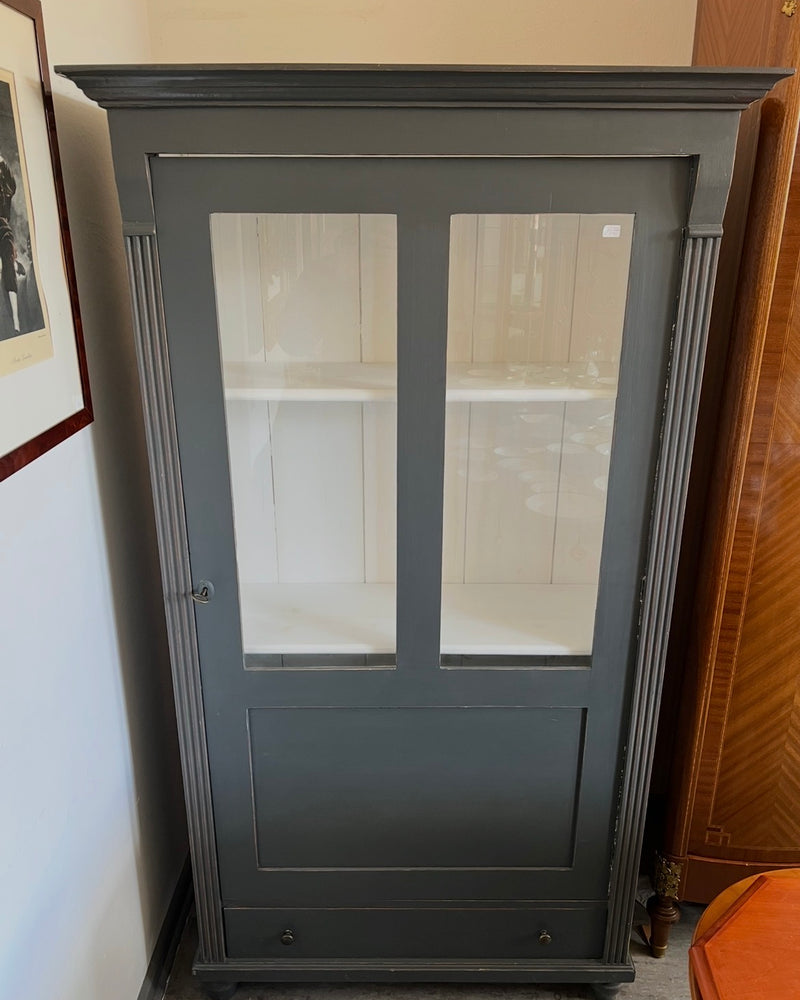 Halbschrank
