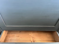 Halbschrank