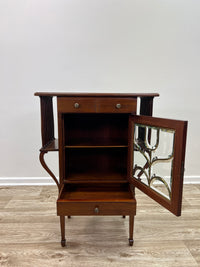 Vitrinenschrank · Gründerzeit