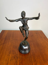 Tanzende Frau  "Bronze Garanti Paris" J.B. Deposee
