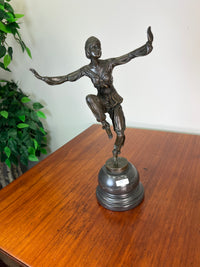 Tanzende Frau  "Bronze Garanti Paris" J.B. Deposee