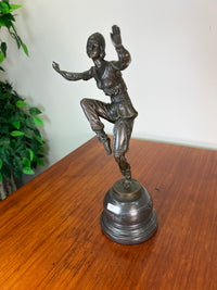 Tanzende Frau  "Bronze Garanti Paris" J.B. Deposee