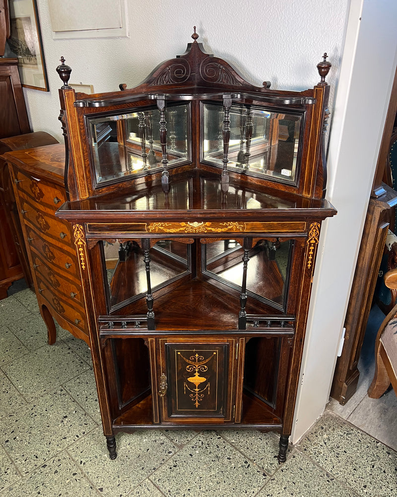Eck-Etagere
