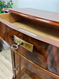Vertiko · Louis Philippe