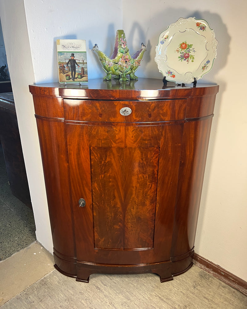 Eckschrank