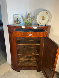 Eckschrank