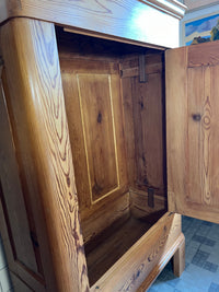 Schrank
