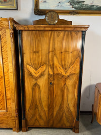 Kleiderschrank · Biedermeier