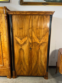 Kleiderschrank · Biedermeier