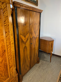 Kleiderschrank · Biedermeier