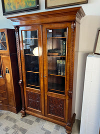 Bücherschrank · Gründerzeit