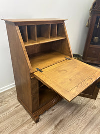 Schreibschrank aus Eiche