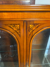 Vitrine · Mid-Century