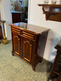 Halbschrank · Louis Philippe