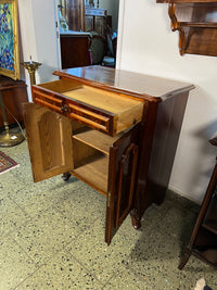 Halbschrank · Louis Philippe