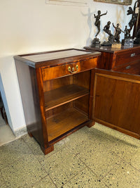 Halbschrank