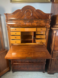 Sekretär · Louis Philippe