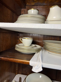 Vitrinenschrank