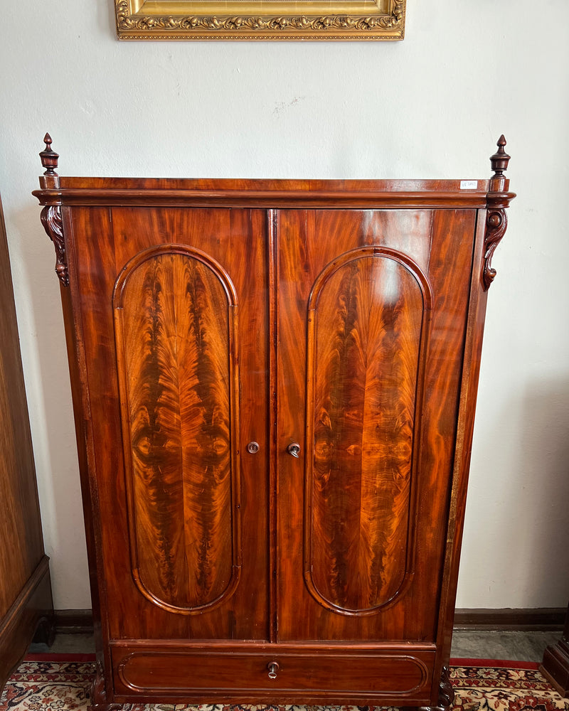 Schrank