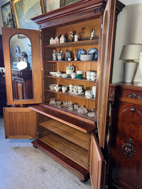 Vitrinenschrank · Historismus