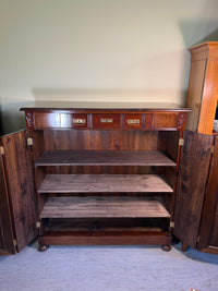 Halbschrank