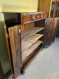 Halbschrank
