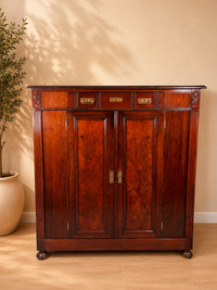 Halbschrank